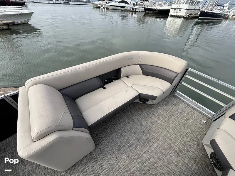 Slide: The Image of Harris 230 CR 2023 - 16108153