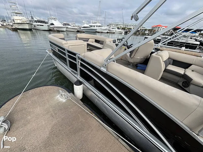 Slide: The Image of Harris 230 CR 2023 - 16108121