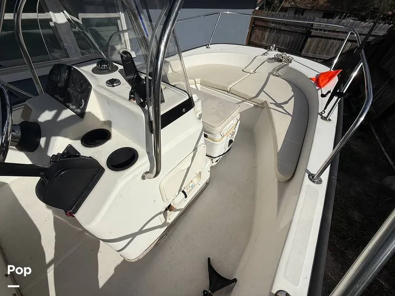 Slide: The Image of Boston Whaler Montauk 170 2005 - 16126168