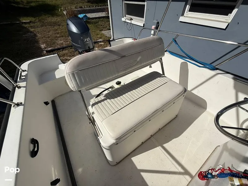 Slide: The Image of Boston Whaler Montauk 170 2005 - 16126173