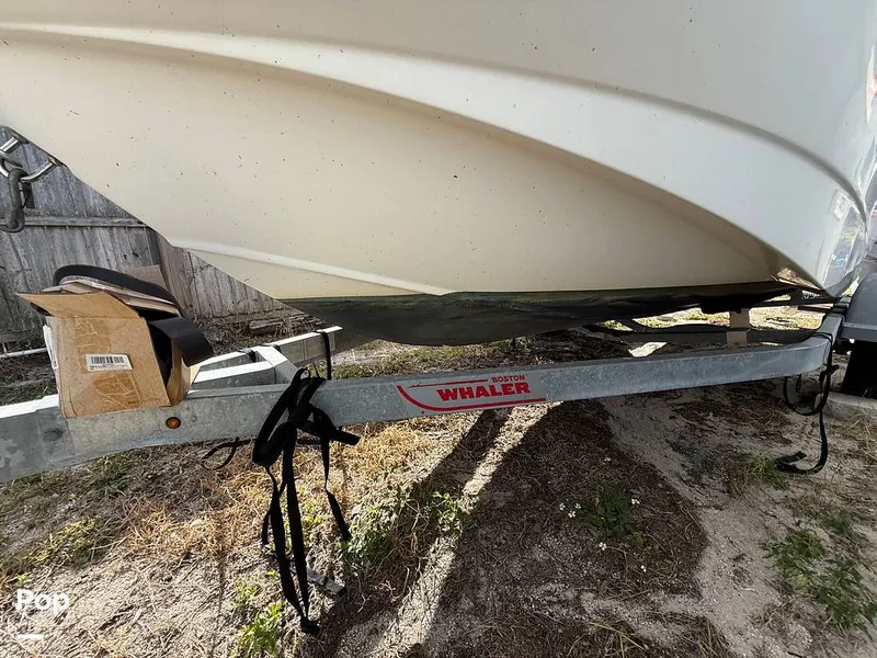 Slide: The Image of Boston Whaler Montauk 170 2005 - 16126219