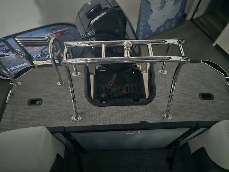 Slide: The Image of Sylvan MIRAGE X3 2024 - 12