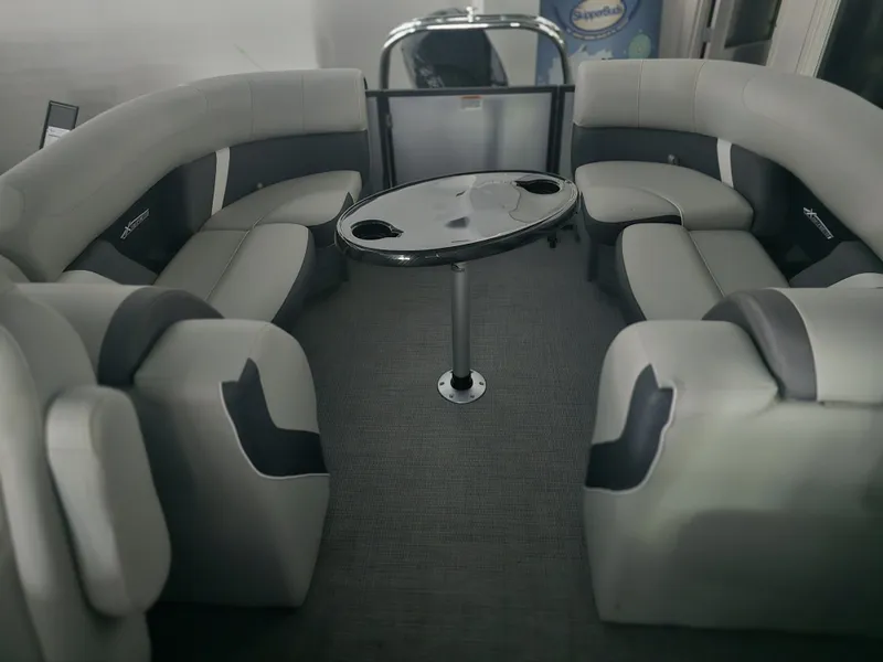 Slide: The Image of Sylvan MIRAGE X3 2024 - 9