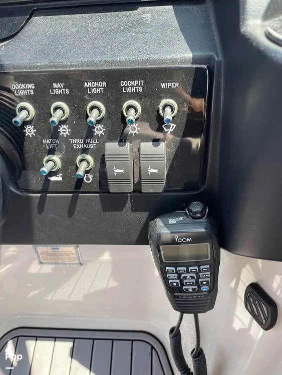 Slide: The Image of Seller Provided Photo - 16091264