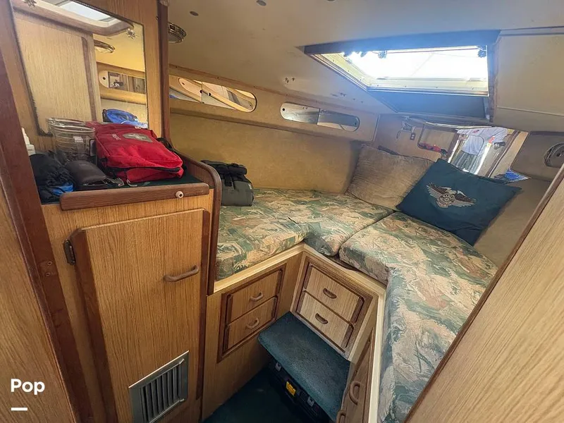 Slide: The Image of Bertram 33 Sportfisherman 1984 - 16197543