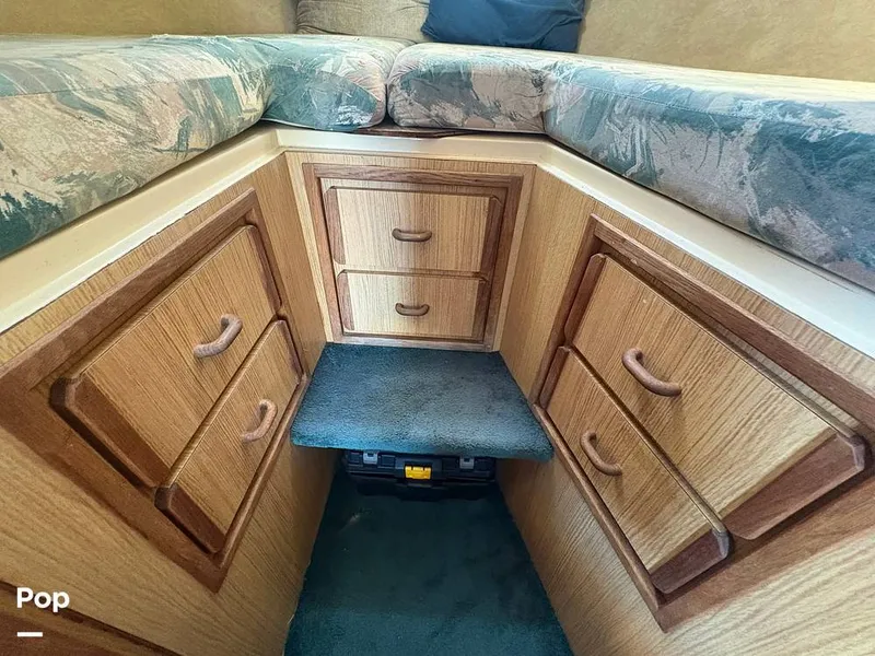 Slide: The Image of Bertram 33 Sportfisherman 1984 - 16197548