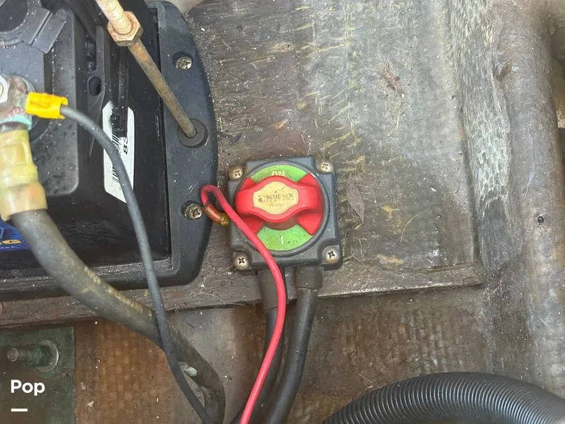 Slide: The Image of Bertram 33 Sportfisherman 1984 - 16197504