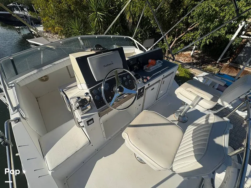 Slide: The Image of Bertram 33 Sportfisherman 1984 - 16197552