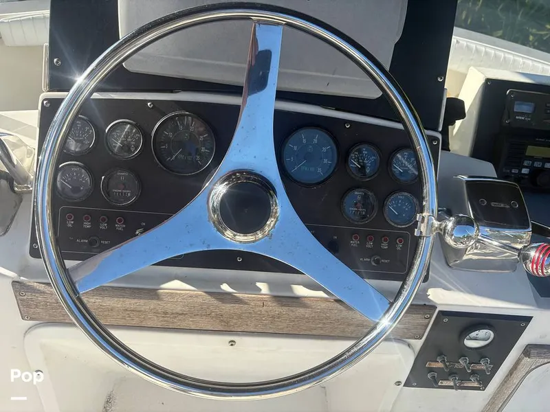 Slide: The Image of Bertram 33 Sportfisherman 1984 - 16197565