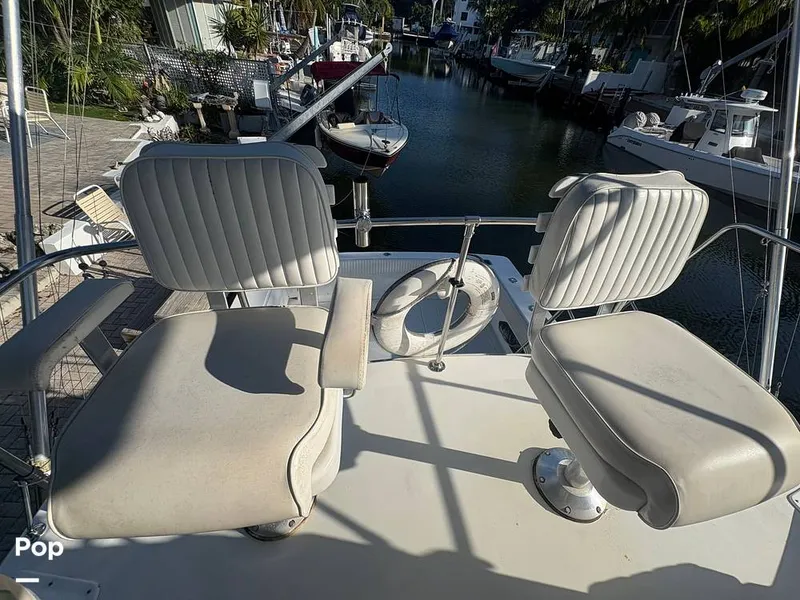 Slide: The Image of Bertram 33 Sportfisherman 1984 - 16197577