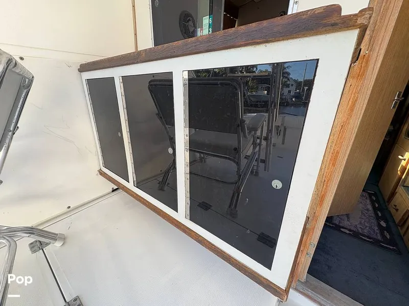 Slide: The Image of Bertram 33 Sportfisherman 1984 - 16197501