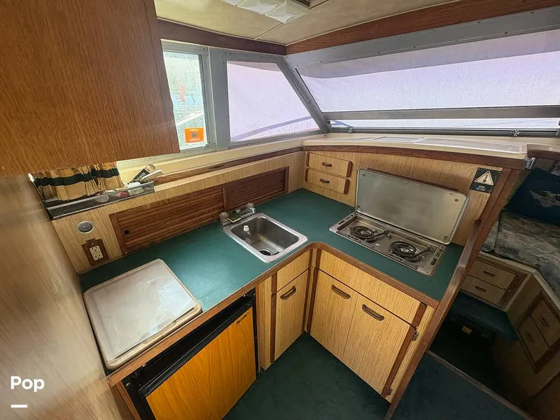 Slide: The Image of Bertram 33 Sportfisherman 1984 - 16197521