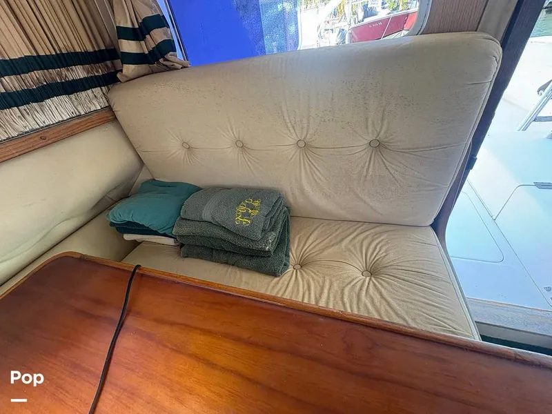 Slide: The Image of Bertram 33 Sportfisherman 1984 - 16197516