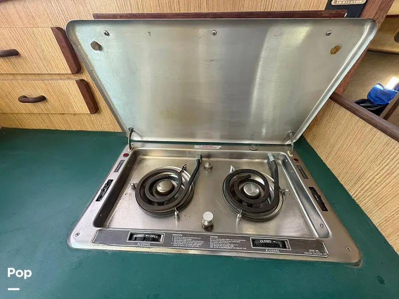 Slide: The Image of Bertram 33 Sportfisherman 1984 - 16197529