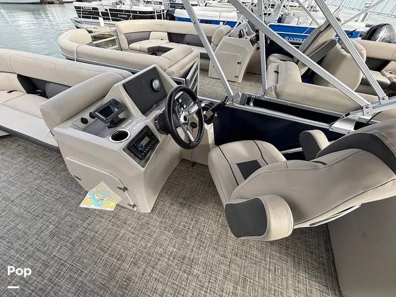 Slide: The Image of Harris 230 CR 2023 - 16108130