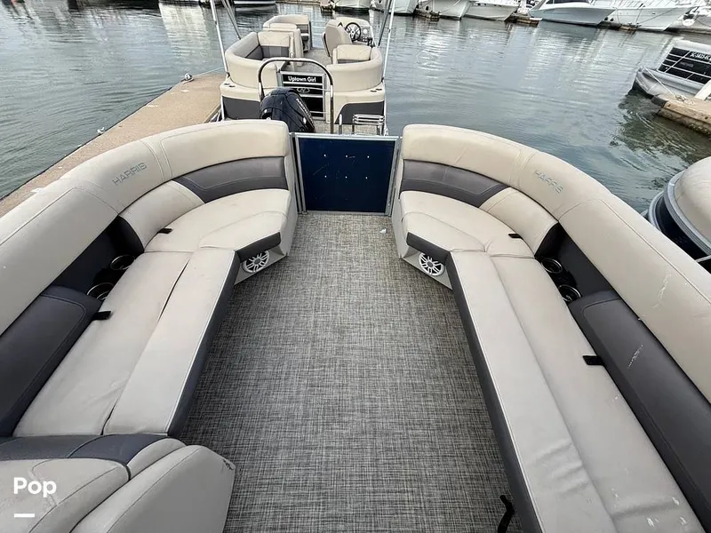 Slide: The Image of Harris 230 CR 2023 - 16108138