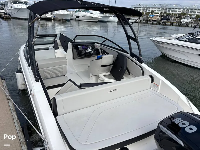 Slide: The Image of Sea Ray SPX 210 OB 2025 - 16108781