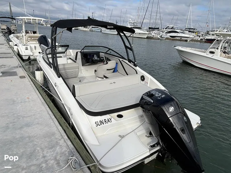 Slide: The Image of Sea Ray SPX 210 OB 2025 - 16107884