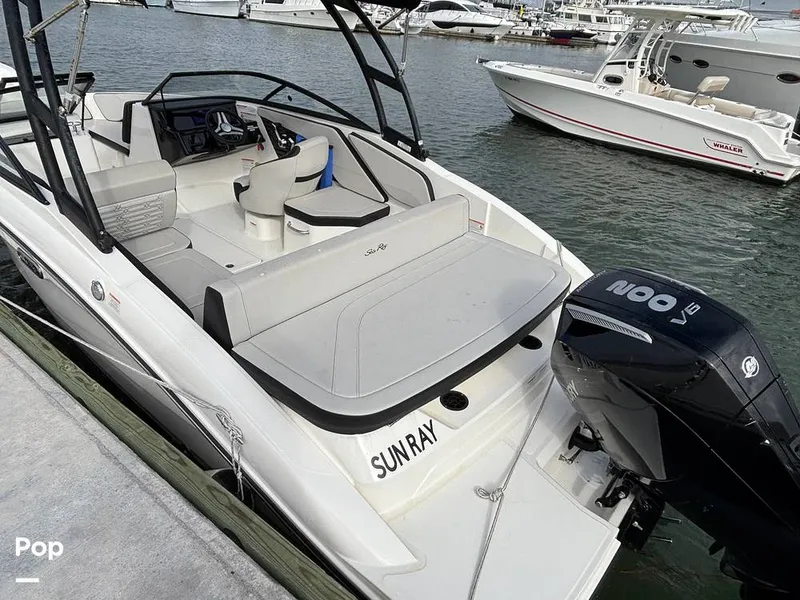 Slide: The Image of Sea Ray SPX 210 OB 2025 - 16107885