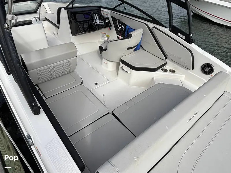 Slide: The Image of Sea Ray SPX 210 OB 2025 - 16107873