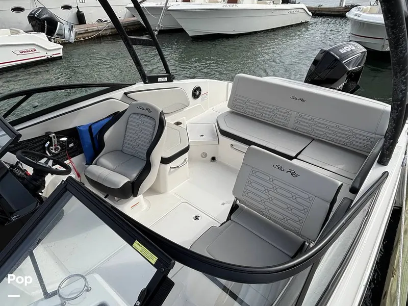 Slide: The Image of Sea Ray SPX 210 OB 2025 - 16107876
