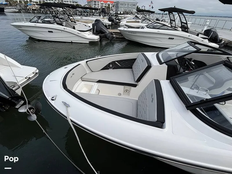 Slide: The Image of Sea Ray SPX 210 OB 2025 - 16108702