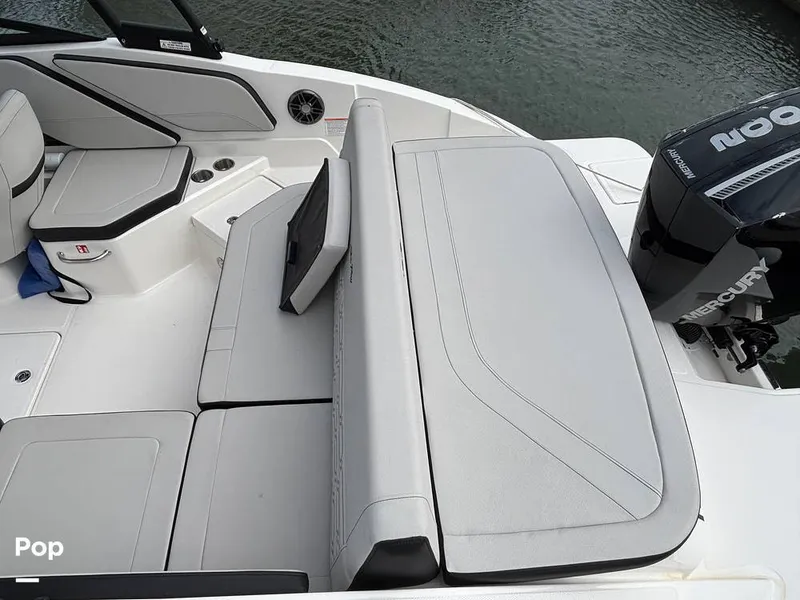 Slide: The Image of Sea Ray SPX 210 OB 2025 - 16108695