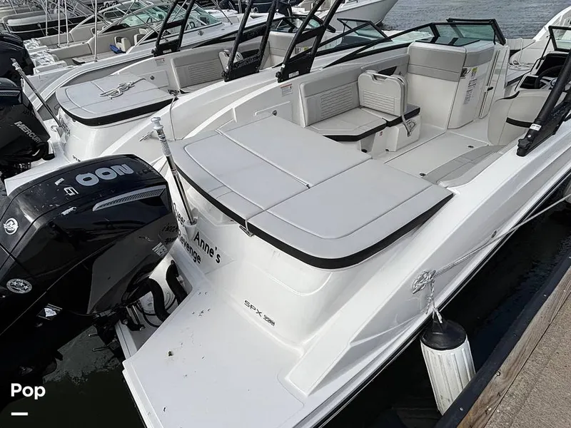 Slide: The Image of Sea Ray SPX 230 OB 2025 - 16108737