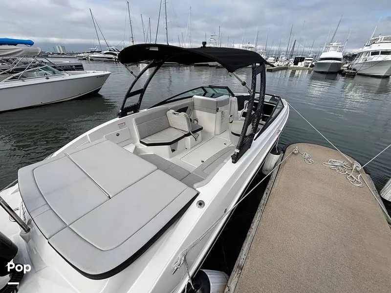 Slide: The Image of Sea Ray SPX 230 OB 2025 - 16108720