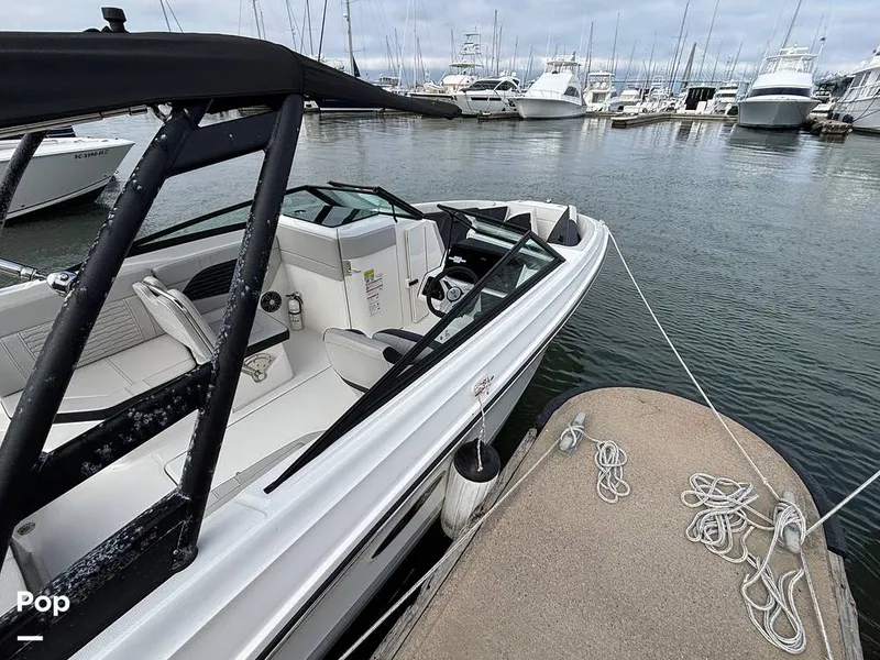 Slide: The Image of Sea Ray SPX 230 OB 2025 - 16108711