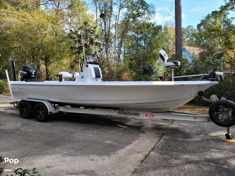 Slide: The Image of Blue Wave 2400 Pure Bay 2018 - 16141387