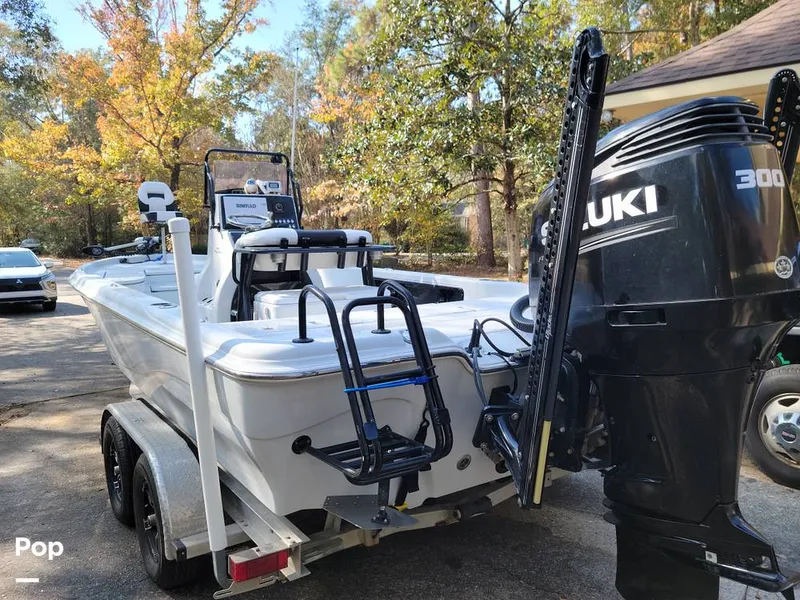 Slide: The Image of Blue Wave 2400 Pure Bay 2018 - 16141396