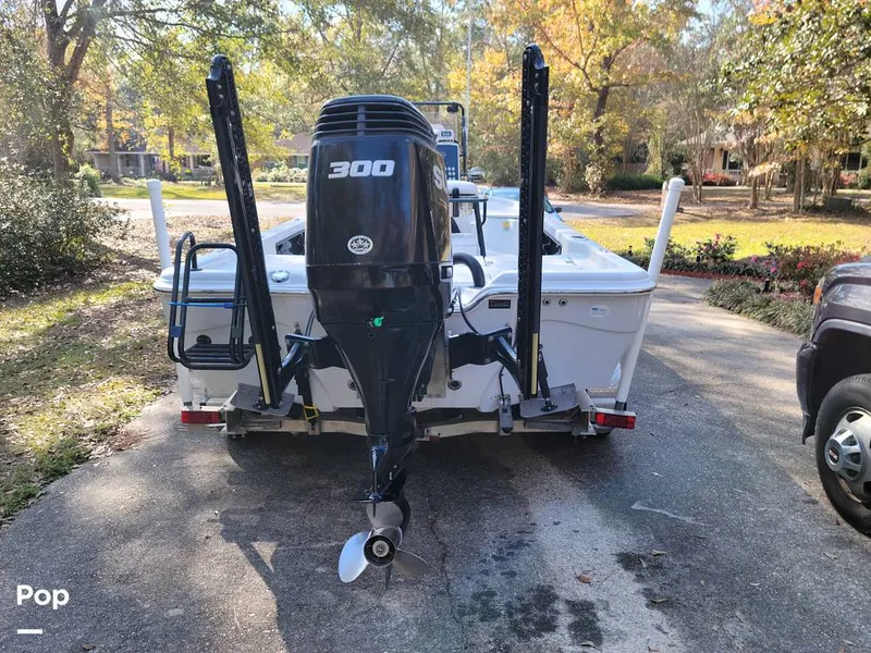 Slide: The Image of Blue Wave 2400 Pure Bay 2018 - 16141399