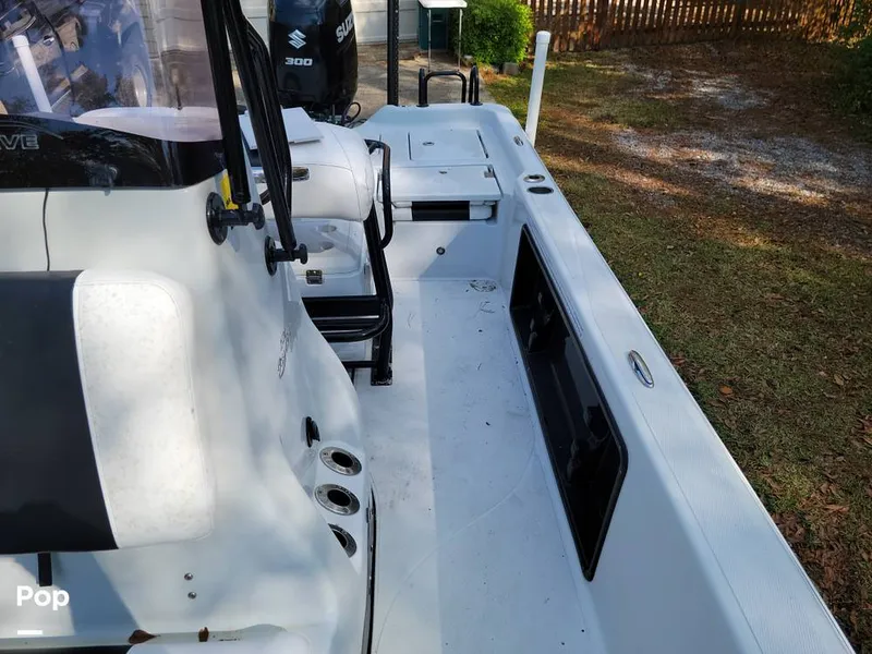 Slide: The Image of Blue Wave 2400 Pure Bay 2018 - 16141410