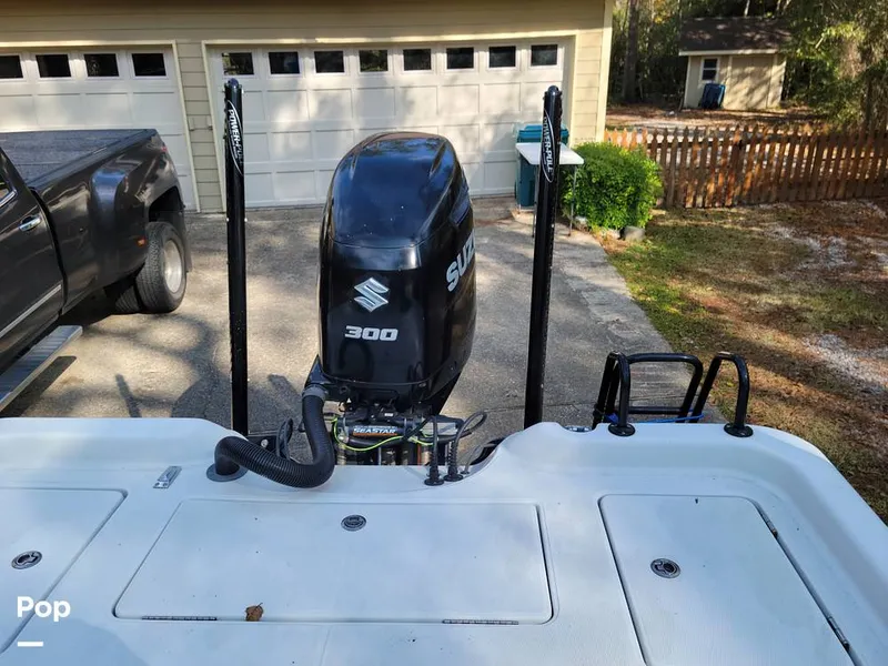 Slide: The Image of Blue Wave 2400 Pure Bay 2018 - 16141416