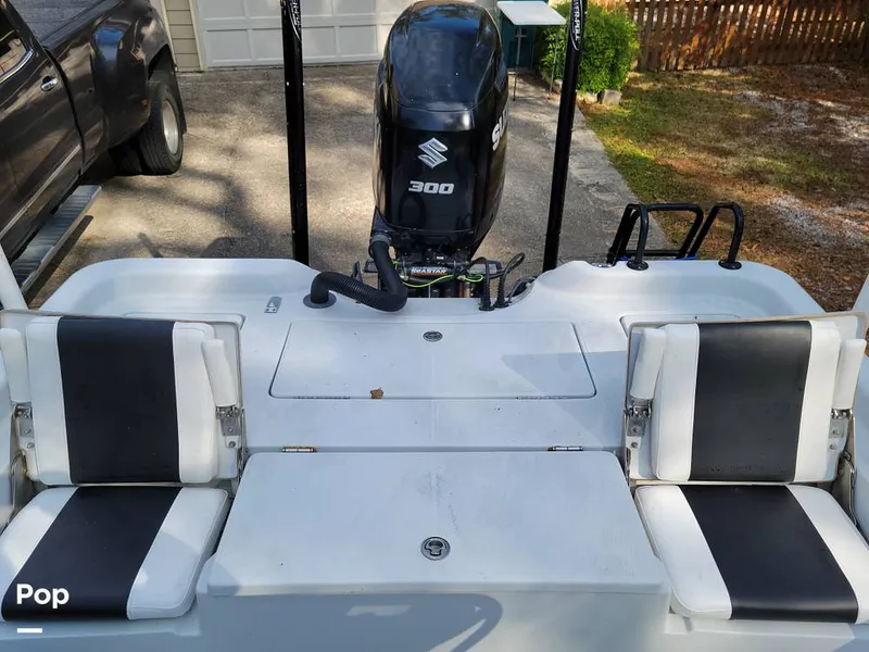 Slide: The Image of Blue Wave 2400 Pure Bay 2018 - 16141419