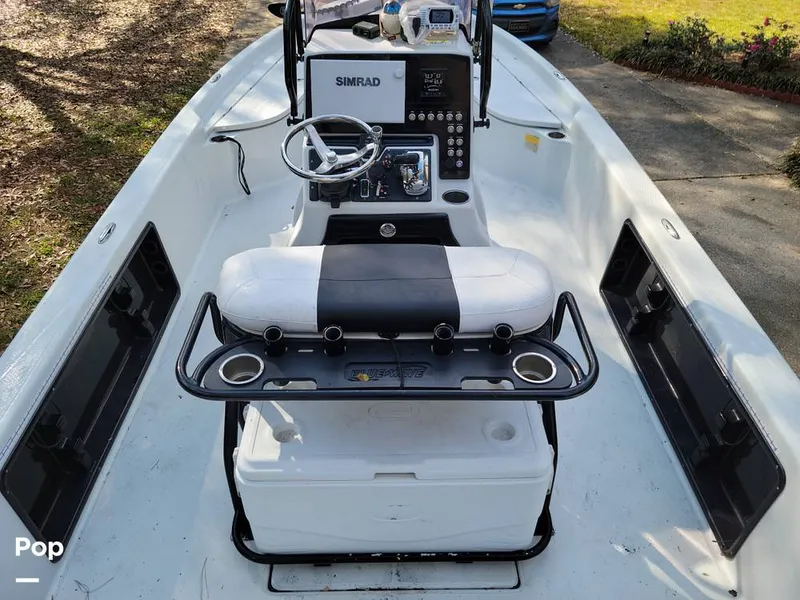 Slide: The Image of Blue Wave 2400 Pure Bay 2018 - 16141417