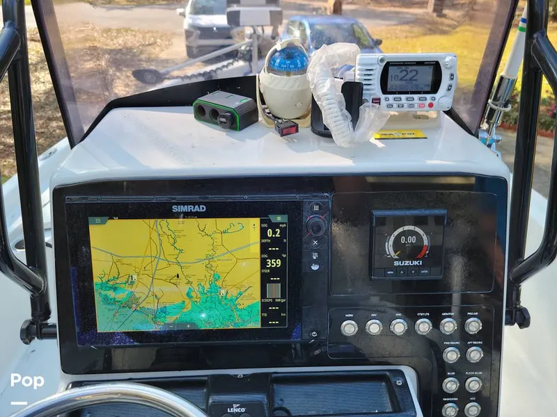 Slide: The Image of GPS/ Fishfinder/ Plotter - 16141454