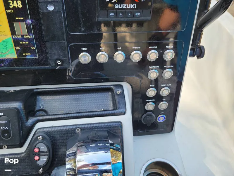 Slide: The Image of Blue Wave 2400 Pure Bay 2018 - 16141451