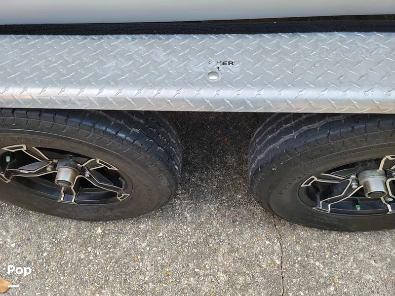 Slide: The Image of Blue Wave 2400 Pure Bay 2018 - 16141467