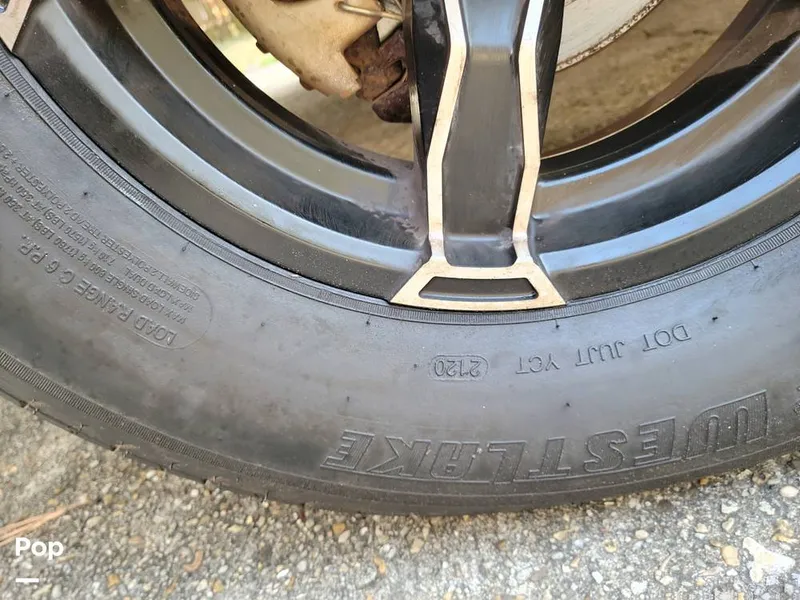 Slide: The Image of Tire Date Code - 16141469