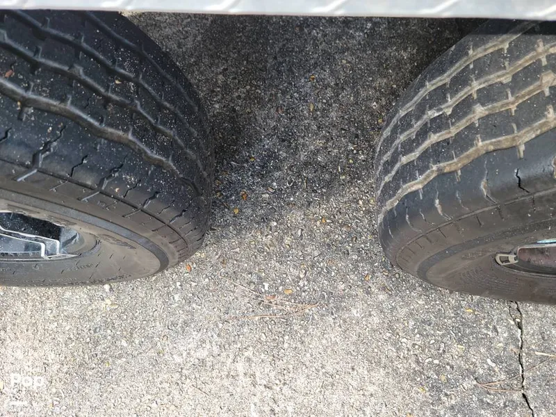 Slide: The Image of Blue Wave 2400 Pure Bay 2018 - 16141485