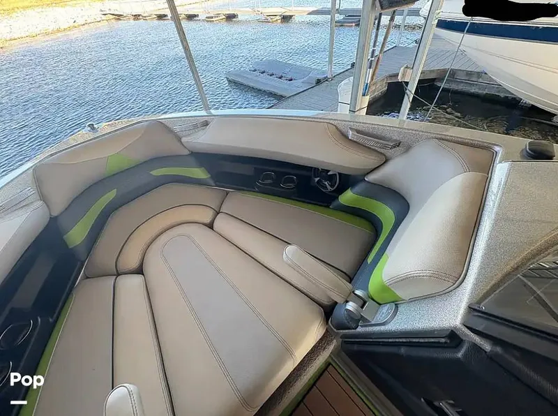 Slide: The Image of Bow Passenger Seating With Storage - 16087768