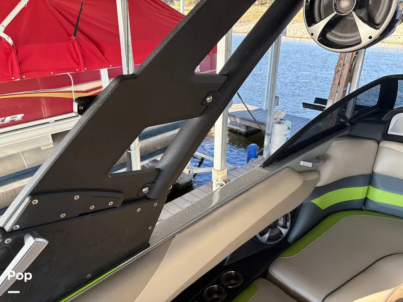 Slide: The Image of Malibu Wakesetter 23 LSV 2017 - 16078928