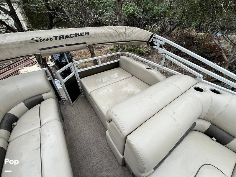 Slide: The Image of Sun Tracker Party Barge 22DLX 2020 - 16090826