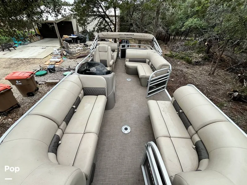 Slide: The Image of Sun Tracker Party Barge 22DLX 2020 - 16090834