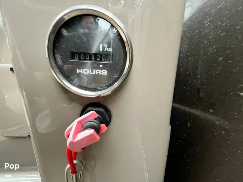 Slide: The Image of 42 Freshwater Hours! - 16090818