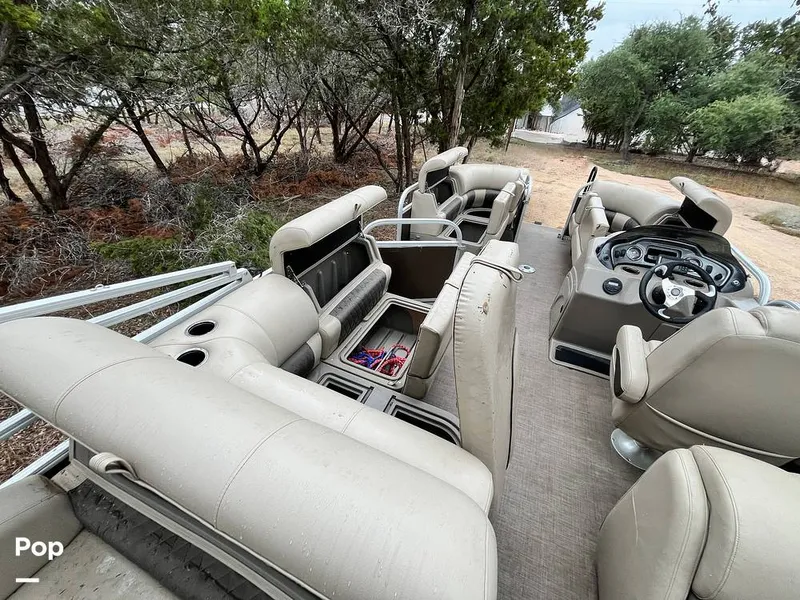 Slide: The Image of Sun Tracker Party Barge 22DLX RF Option 2020 - 16090802