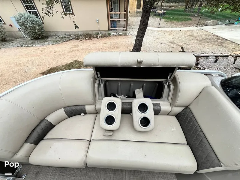 Slide: The Image of Sun Tracker Party Barge 22DLX RF Option 2020 - 16090807