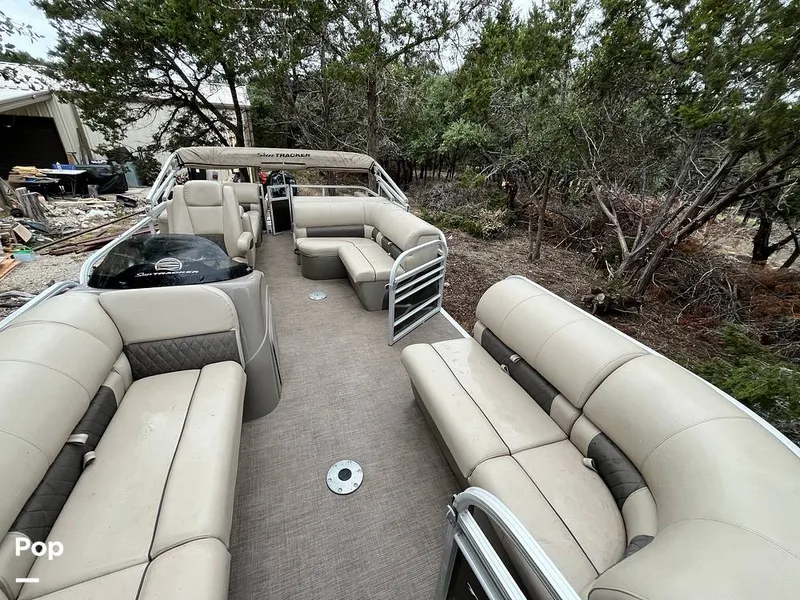 Slide: The Image of Sun Tracker Party Barge 22DLX RF Option 2020 - 16090830